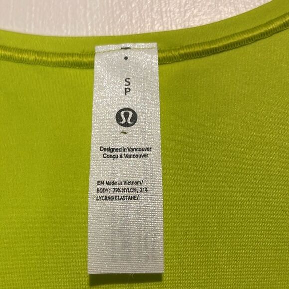 Lululemon- NWT Wundermost Sleeveless Square Neck Thong Bodysuit Lichen Lime- S - Picture 5 of 10